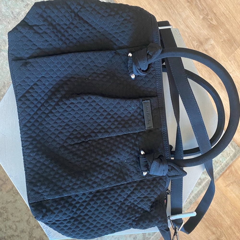 🖤👛👜Vera Bradley Hadley Satchel purse -- black microfiber🖤👛👜